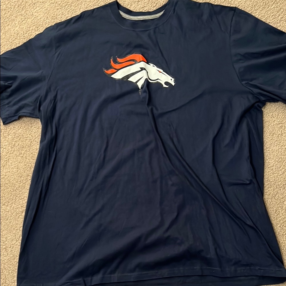 Men's Navy T-Shirt with Logo